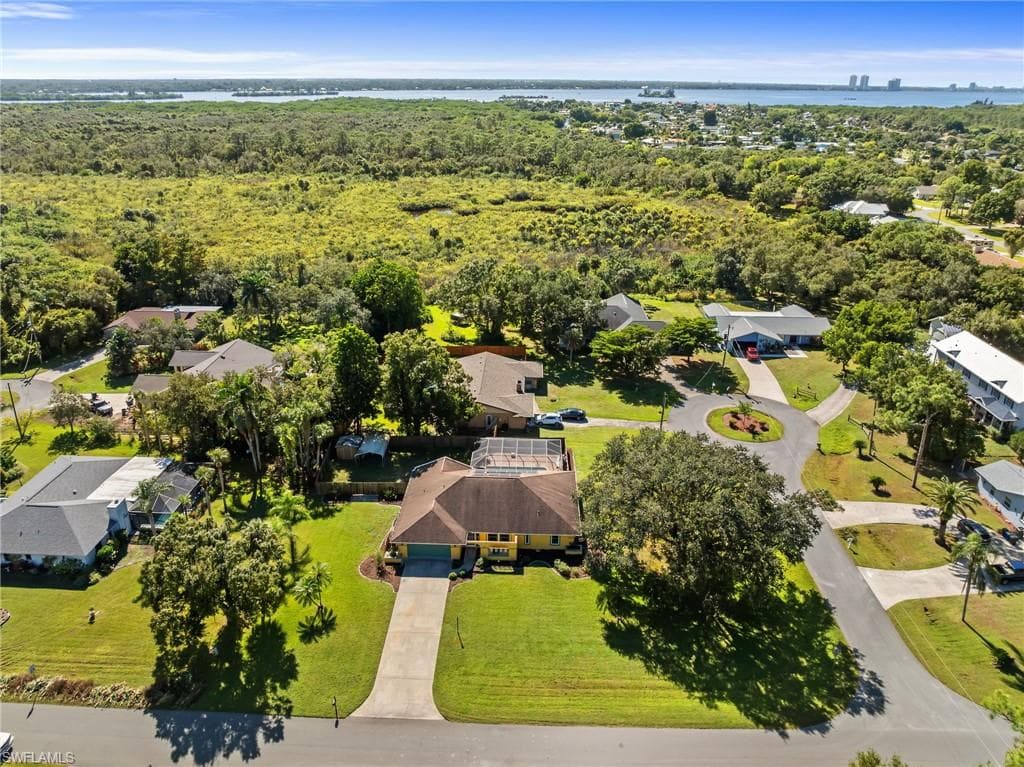7810 Deni DR, NORTH FORT MYERS FL 33917-47
