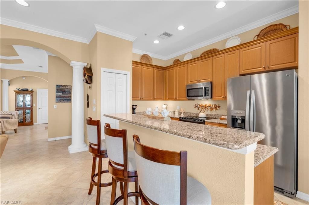 21572 Baccarat LN 204-12