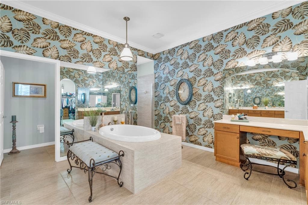 21572 Baccarat LN 204-25