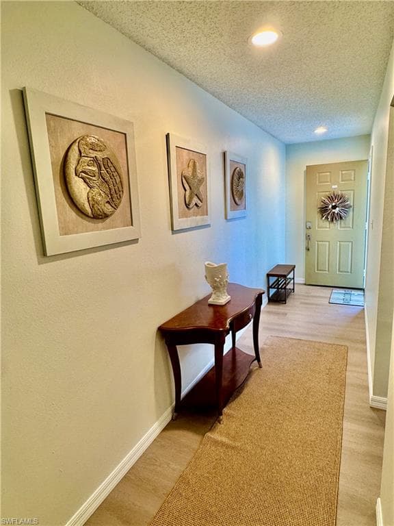645 Squire CT # 202, NAPLES FL 34104-5