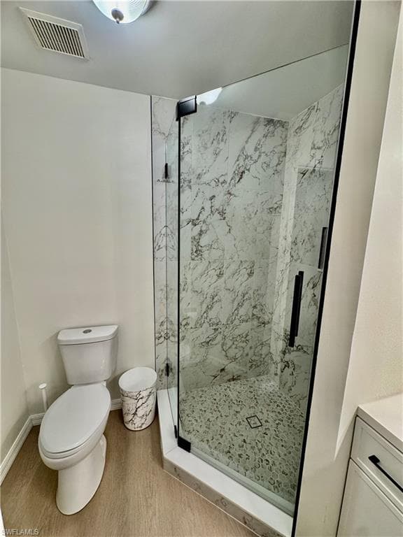 645 Squire CT # 202, NAPLES FL 34104-21