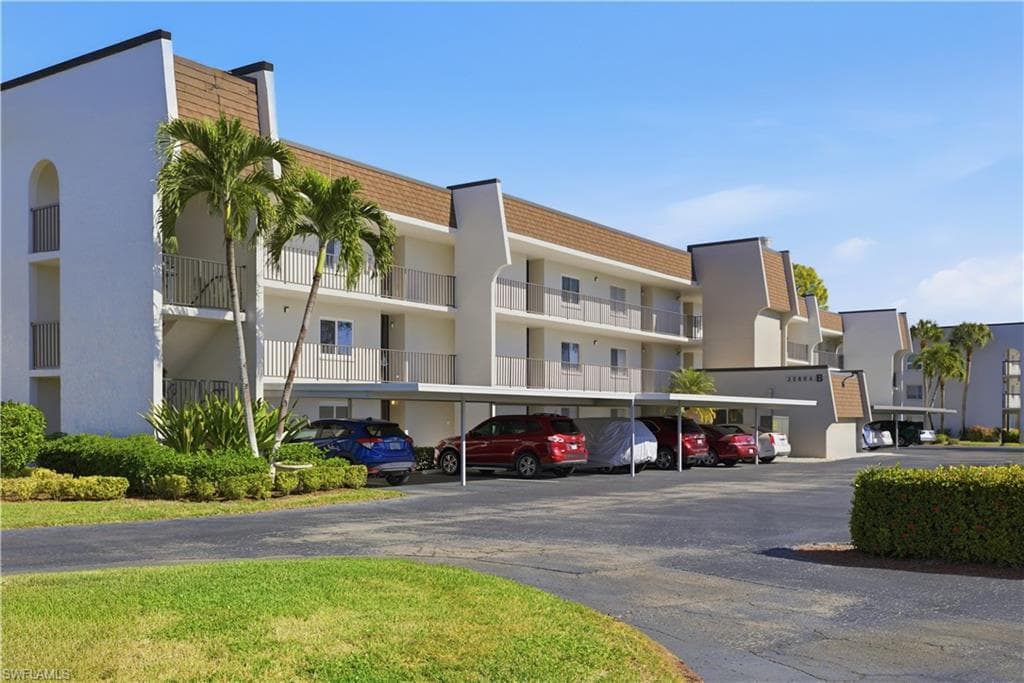 25804 Cockleshell DR # 112, BONITA SPRINGS FL 34135-5