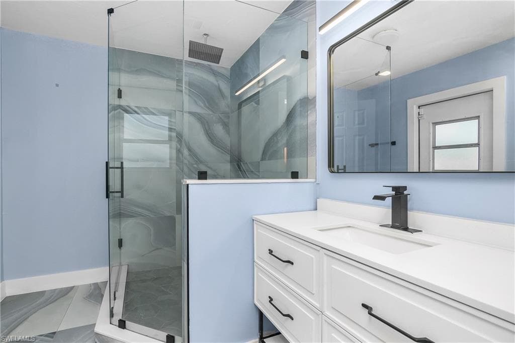 2524 Dora CT, LEHIGH ACRES FL 33971-14