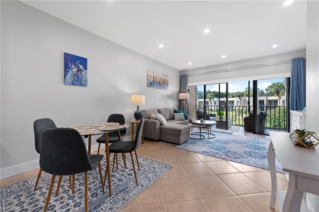 3320 Olympic DR # 126, NAPLES FL 34105-5