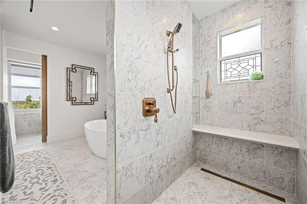 6521 Jacobs DR, FORT MYERS FL 33908-22