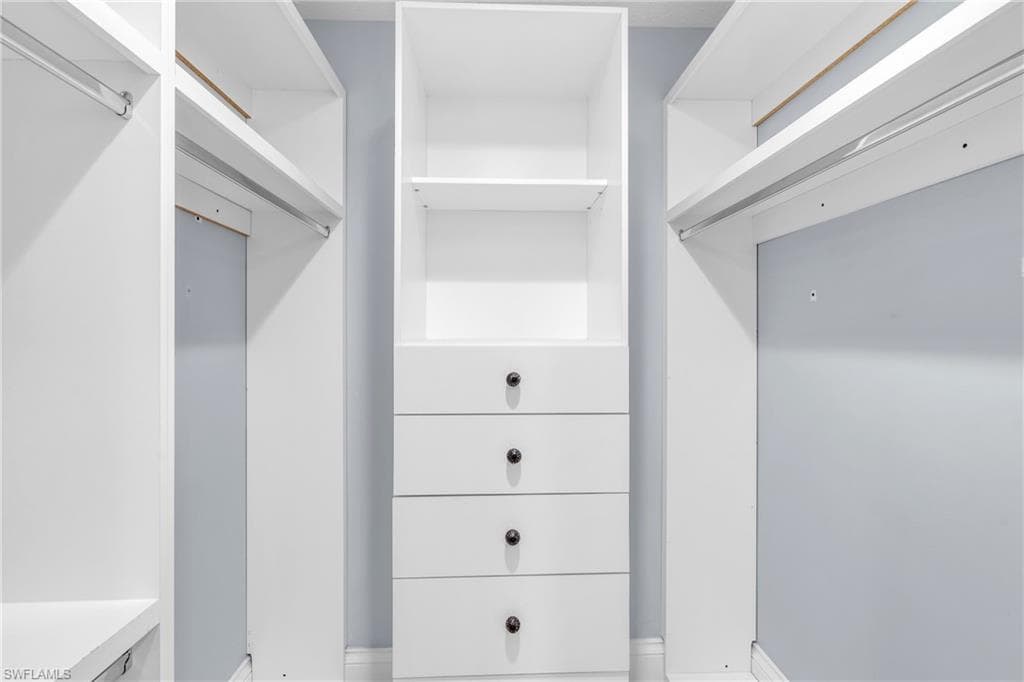 1526 Trafalgar LN # B, NAPLES FL 34116-13