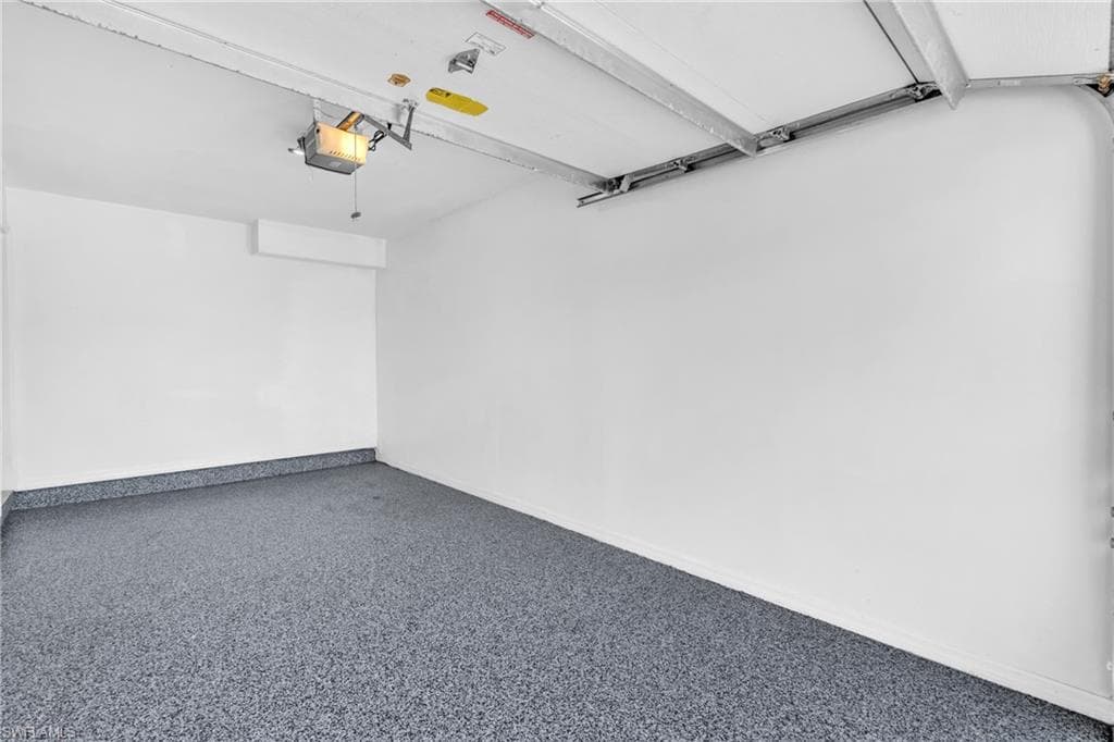 1526 Trafalgar LN # B, NAPLES FL 34116-28