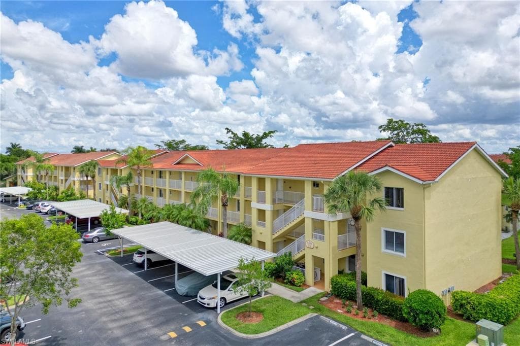 8244 Key Royal CIR # 615, NAPLES FL 34119-1