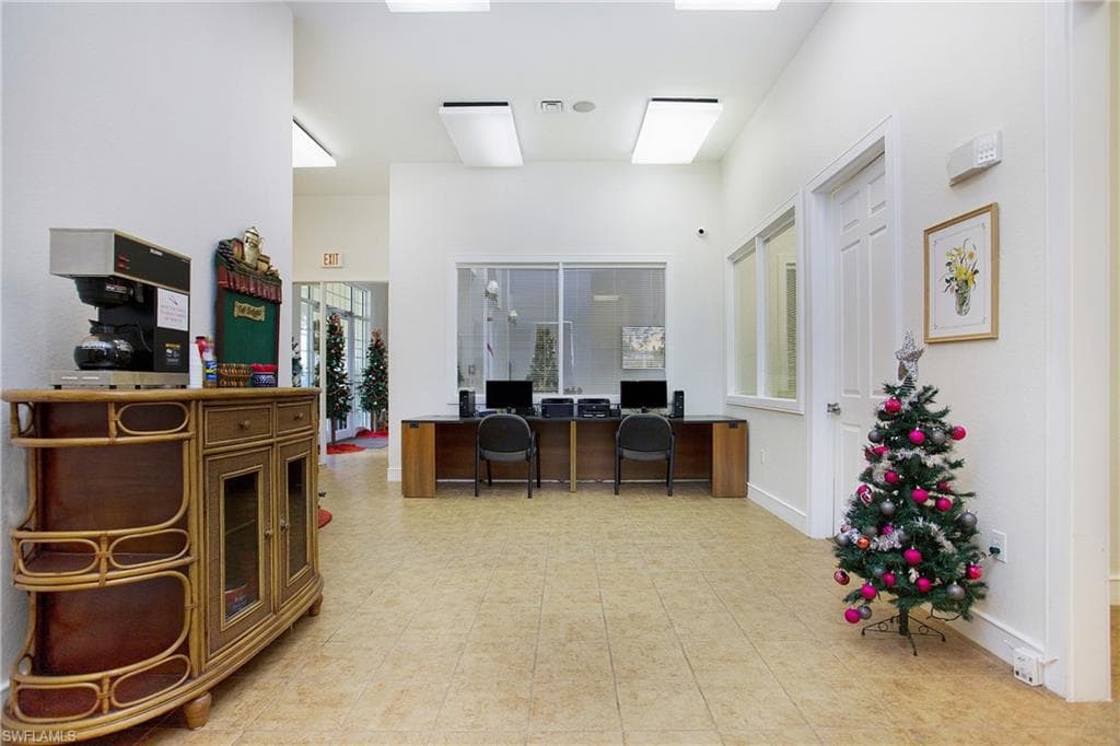 8244 Key Royal CIR # 615, NAPLES FL 34119-20