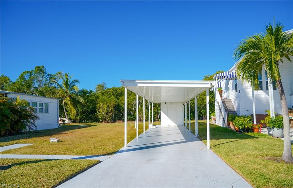 777 Walkerbilt  (Lot 29) RD, NAPLES FL 34110-2