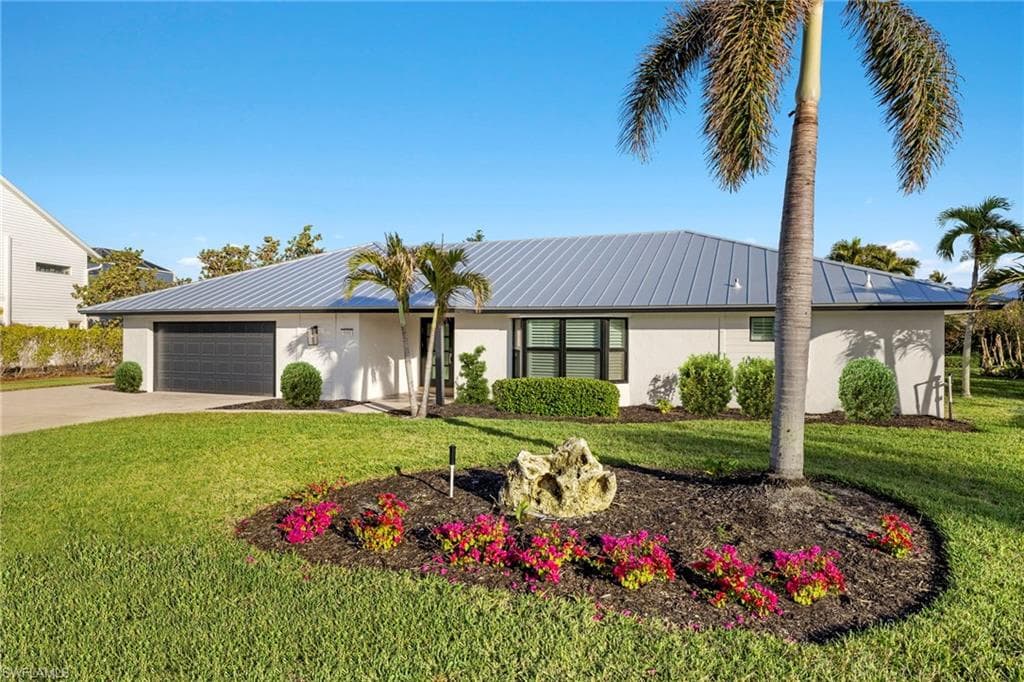 930 Kings Crown DR, SANIBEL FL 33957-1