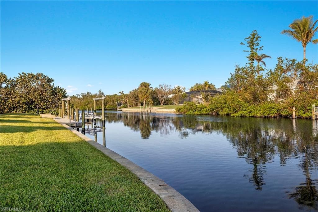 930 Kings Crown DR, SANIBEL FL 33957-37