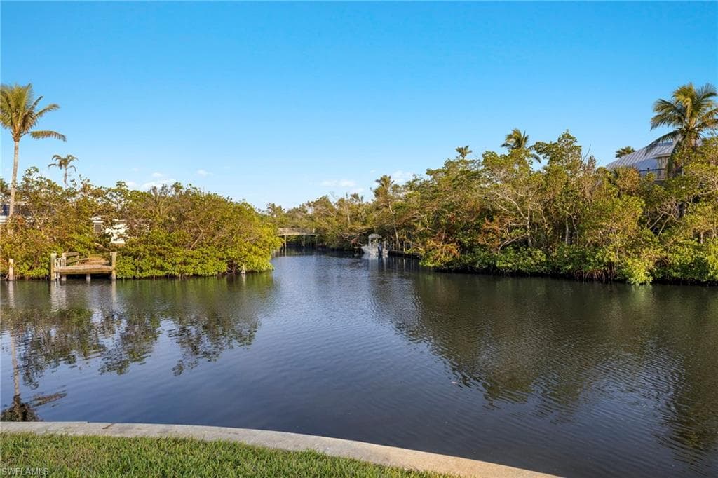 930 Kings Crown DR, SANIBEL FL 33957-36