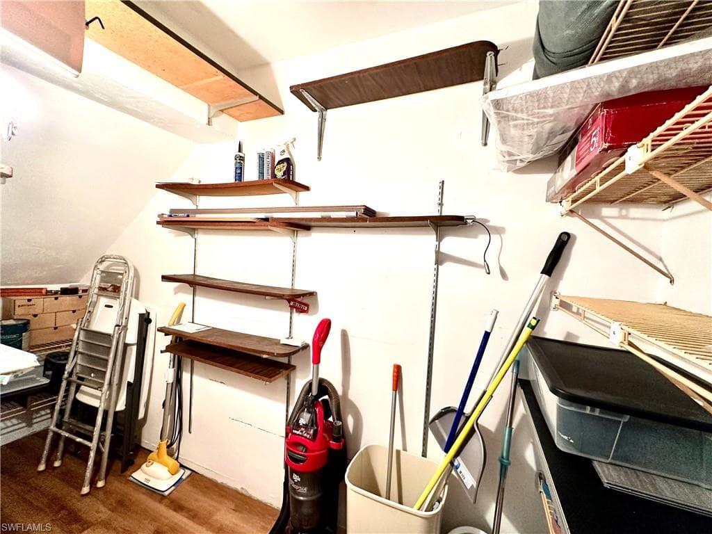 2828 Jackson ST # 1, FORT MYERS FL 33901-17