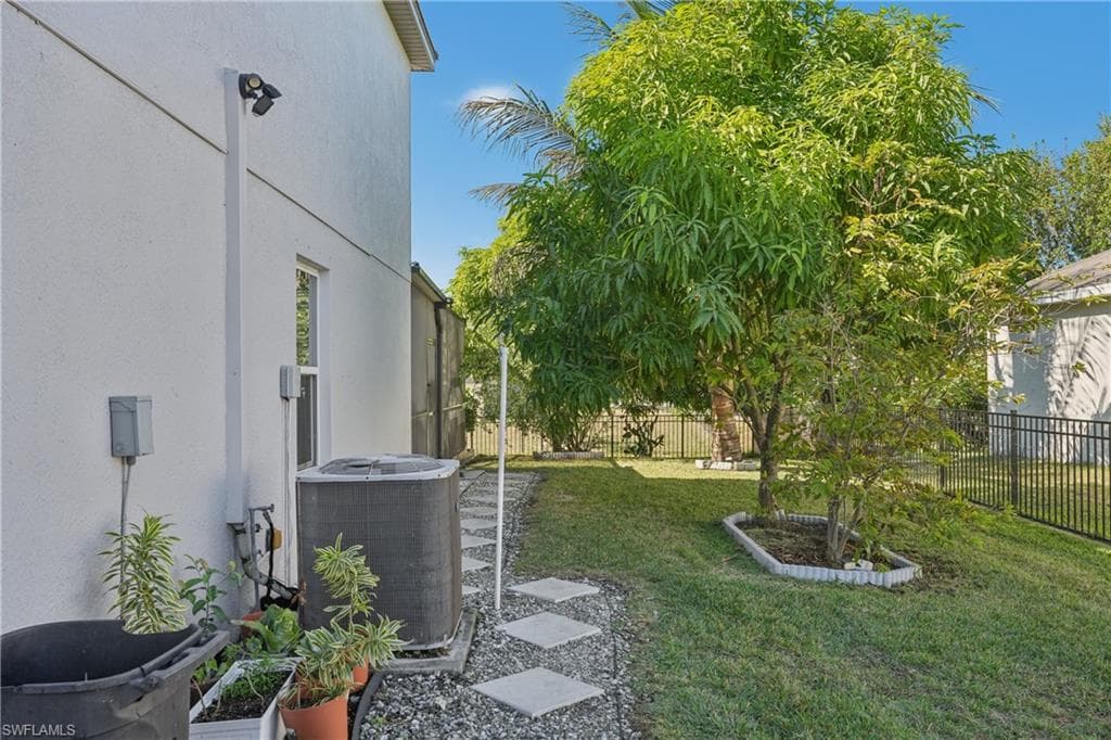 26760 Saville AVE, BONITA SPRINGS FL 34135-23