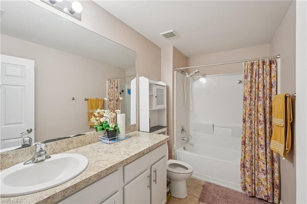 26760 Saville AVE, BONITA SPRINGS FL 34135-9