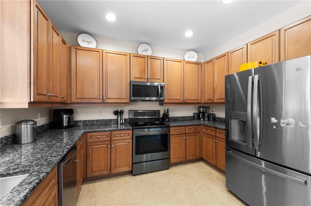 8364 Laurel Lakes BLVD, NAPLES FL 34119-12