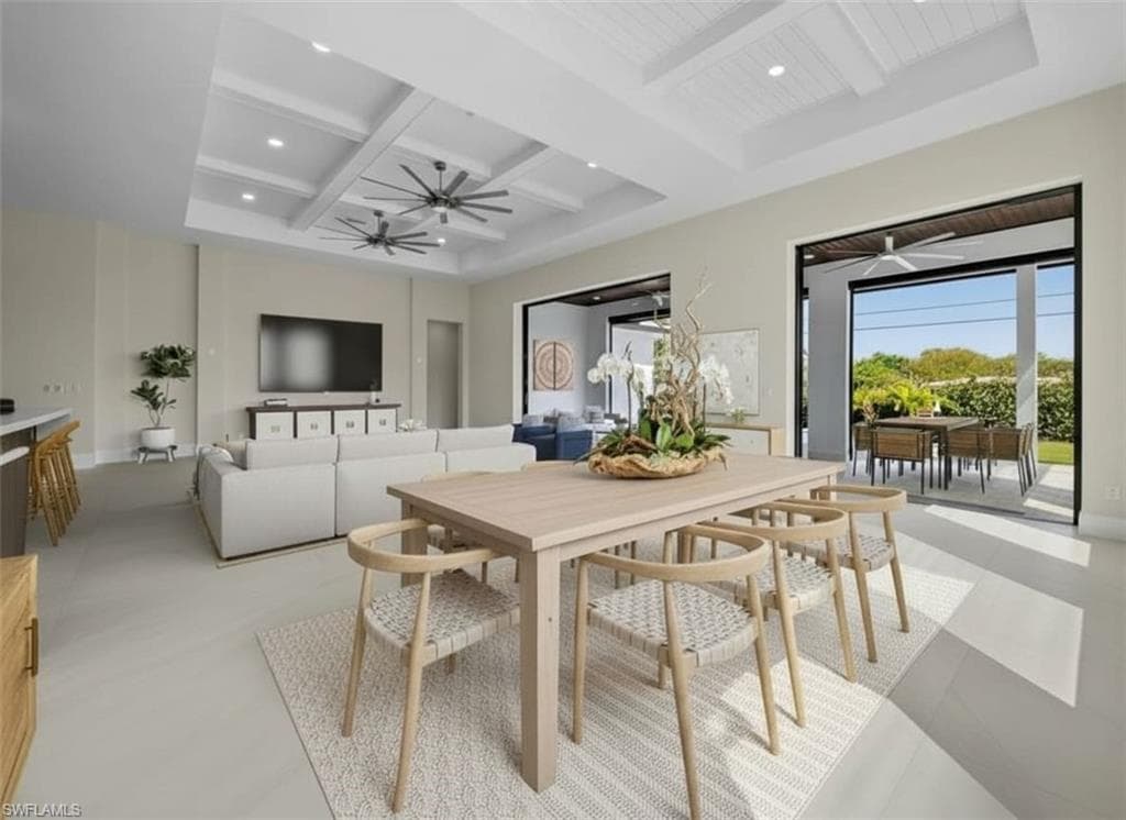 1045 Morningside DR, NAPLES FL 34103-16