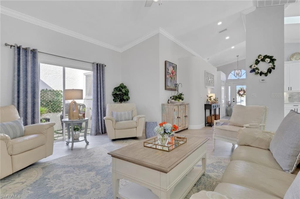 1151 Jardin DR, NAPLES FL 34104-9