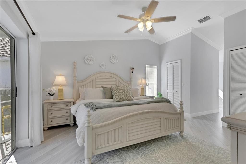 1151 Jardin DR, NAPLES FL 34104-13