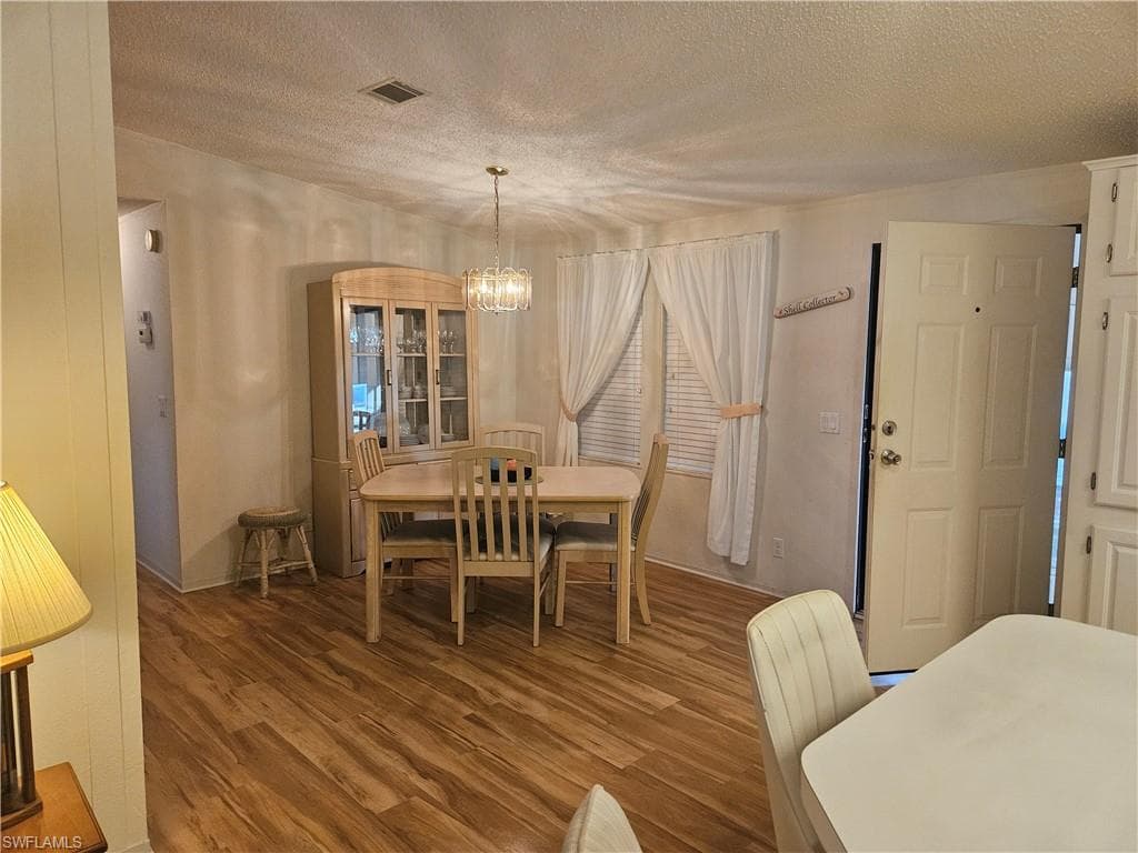 38 Turquoise AVE 38T-9
