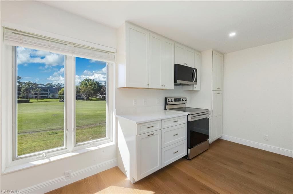 104 Clubhouse DR # 272, NAPLES FL 34105-11