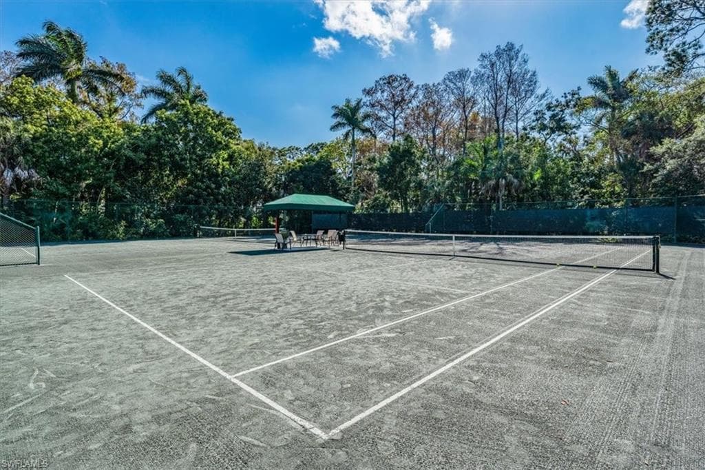 104 Clubhouse DR # 272, NAPLES FL 34105-40