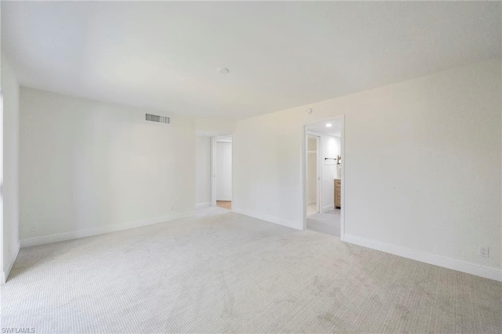 104 Clubhouse DR # 272, NAPLES FL 34105-17