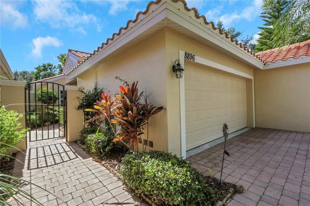 8896 CASCADES ISLE BLVD, ESTERO FL 33928-1