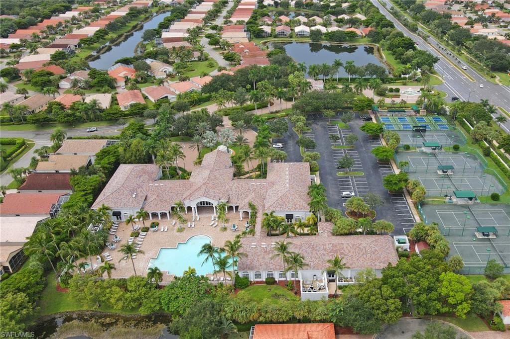 8896 CASCADES ISLE BLVD, ESTERO FL 33928-49
