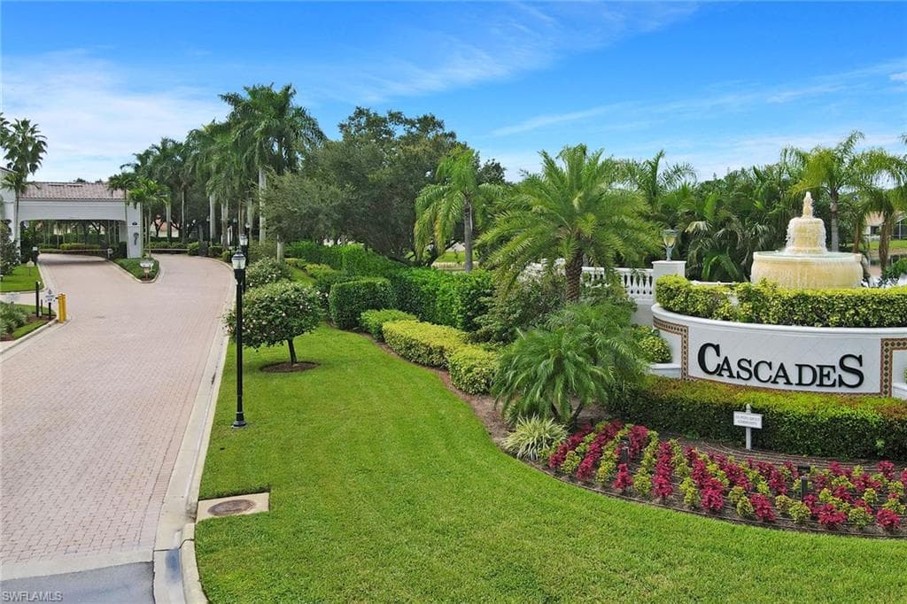 8896 CASCADES ISLE BLVD, ESTERO FL 33928-28