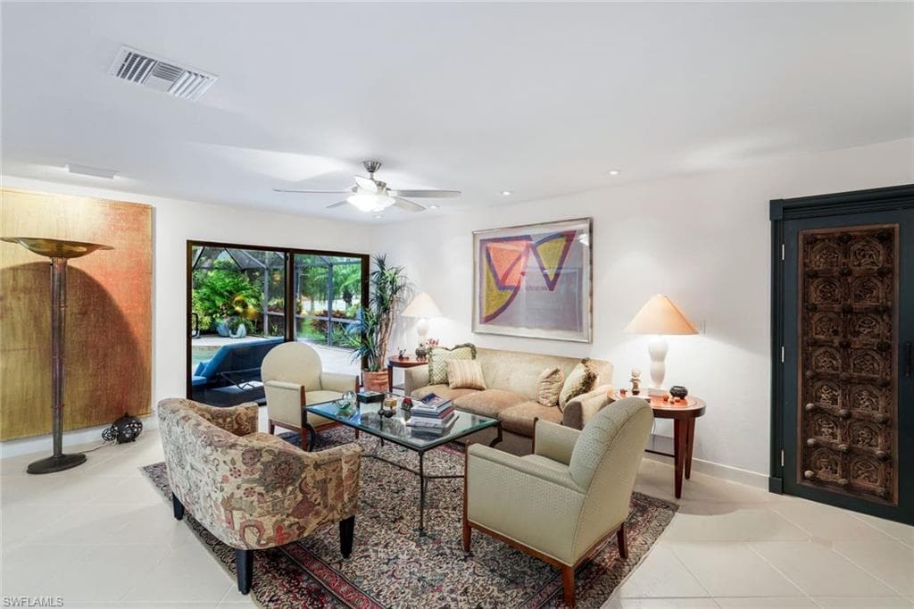 13024 Valewood DR, NAPLES FL 34119-12