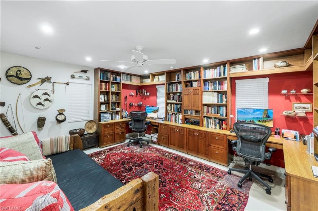 13024 Valewood DR, NAPLES FL 34119-17