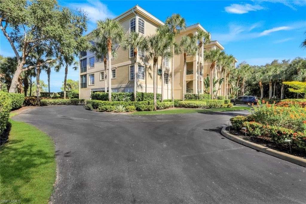 25161 Sandpiper Greens CT # 203, BONITA SPRINGS FL 34134-34
