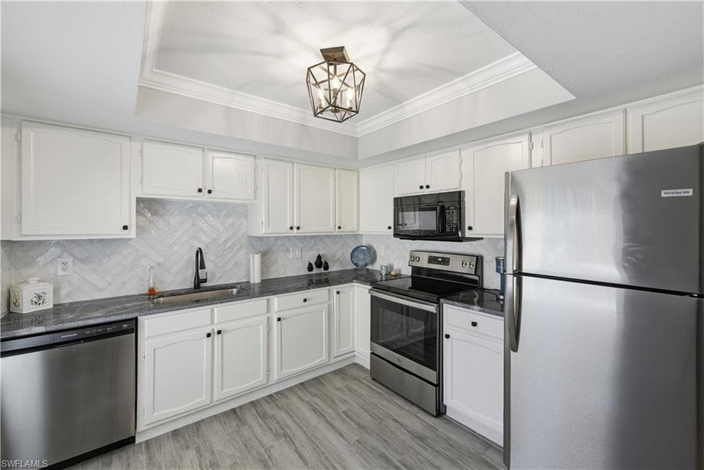 11194 La Coruna LN, BONITA SPRINGS FL 34135-11