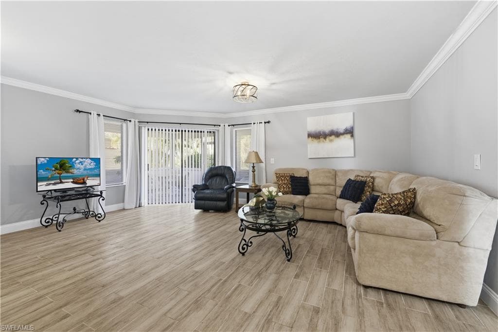 11194 La Coruna LN, BONITA SPRINGS FL 34135-6