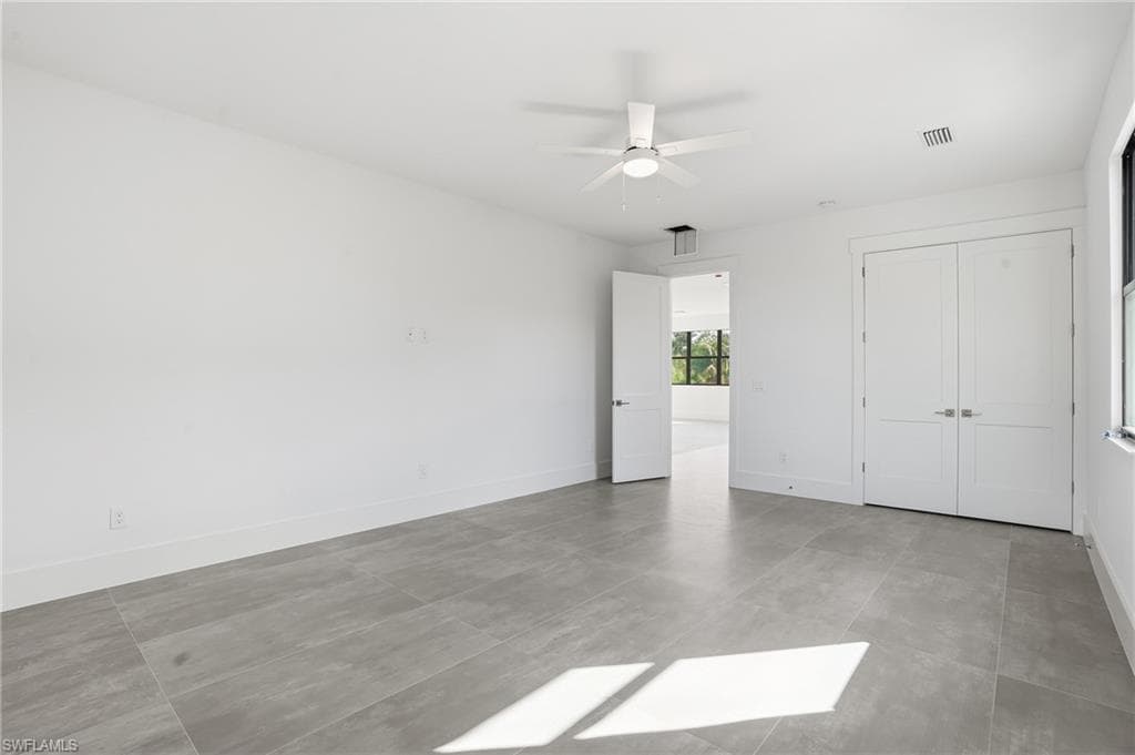 2727 Van Buren AVE, NAPLES FL 34112-15