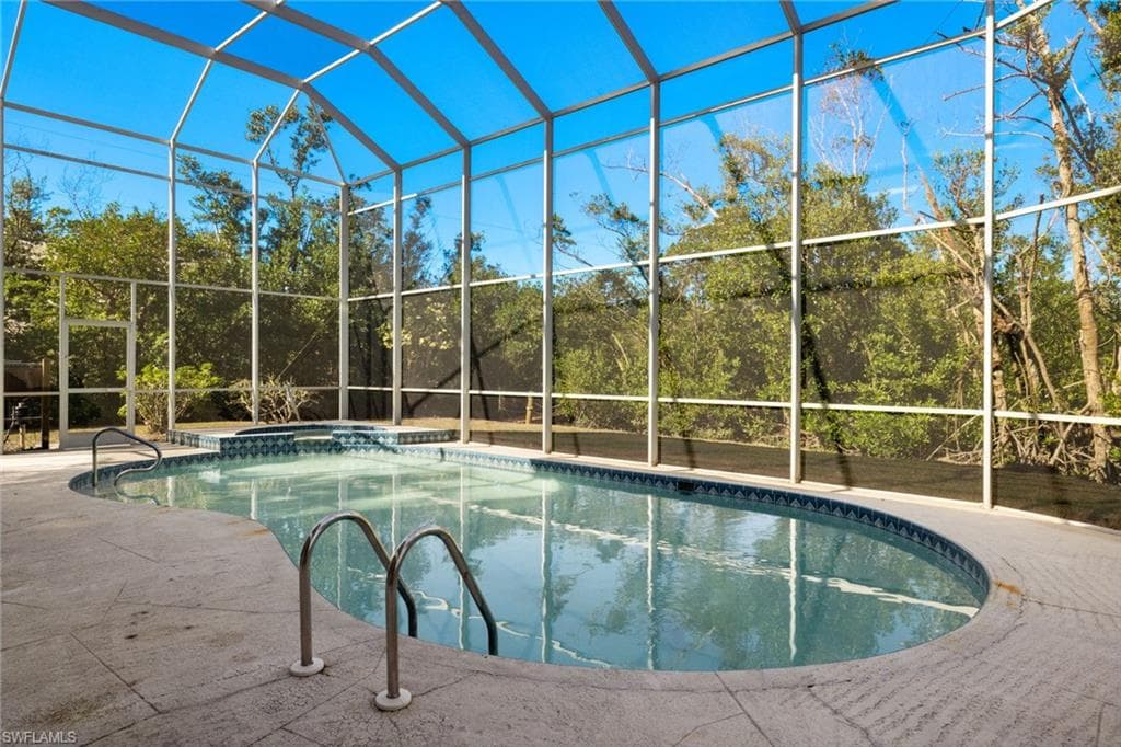 460 E Gulf DR, SANIBEL FL 33957-3