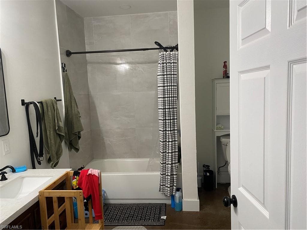 615 Kirby Thompson RD, FORT DENAUD FL 33935-5