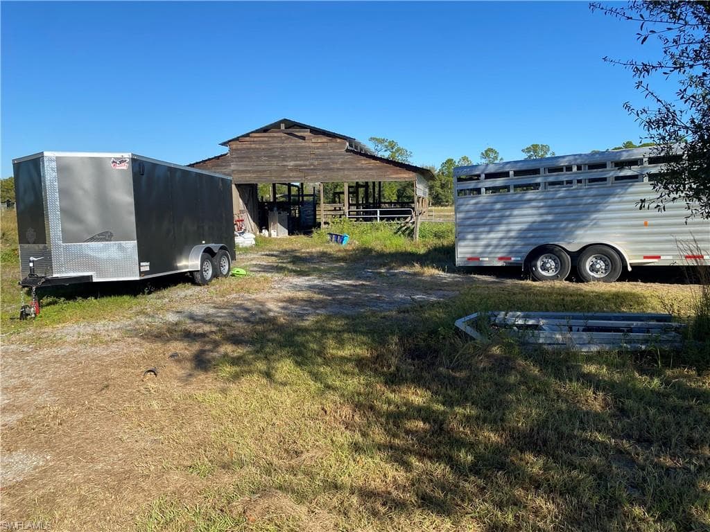 615 Kirby Thompson RD, FORT DENAUD FL 33935-7