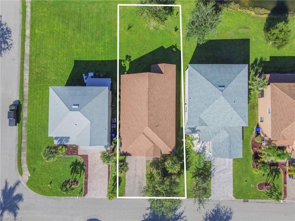 8125 Silver Birch WAY, LEHIGH ACRES FL 33971-31