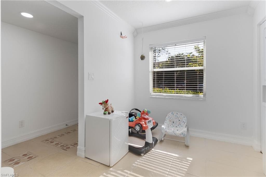 1392 Churchill CIR # 103, NAPLES FL 34116-11