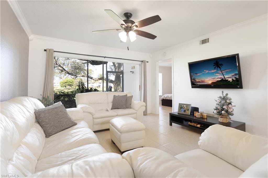 1392 Churchill CIR # 103, NAPLES FL 34116-2