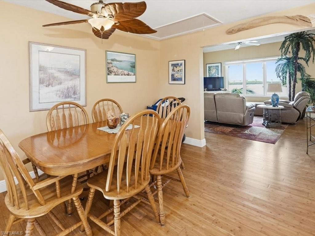 230 Harbor PL N, GOODLAND FL 34140-11