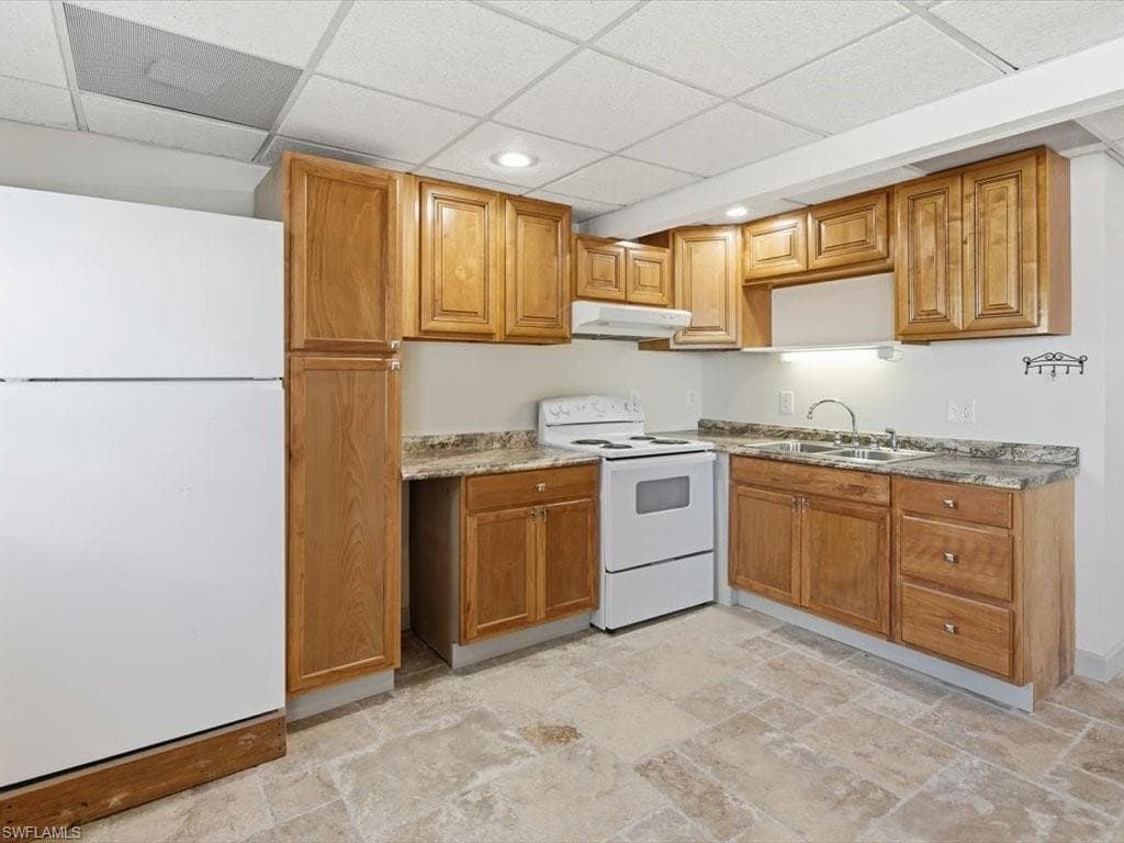 230 Harbor PL N, GOODLAND FL 34140-18