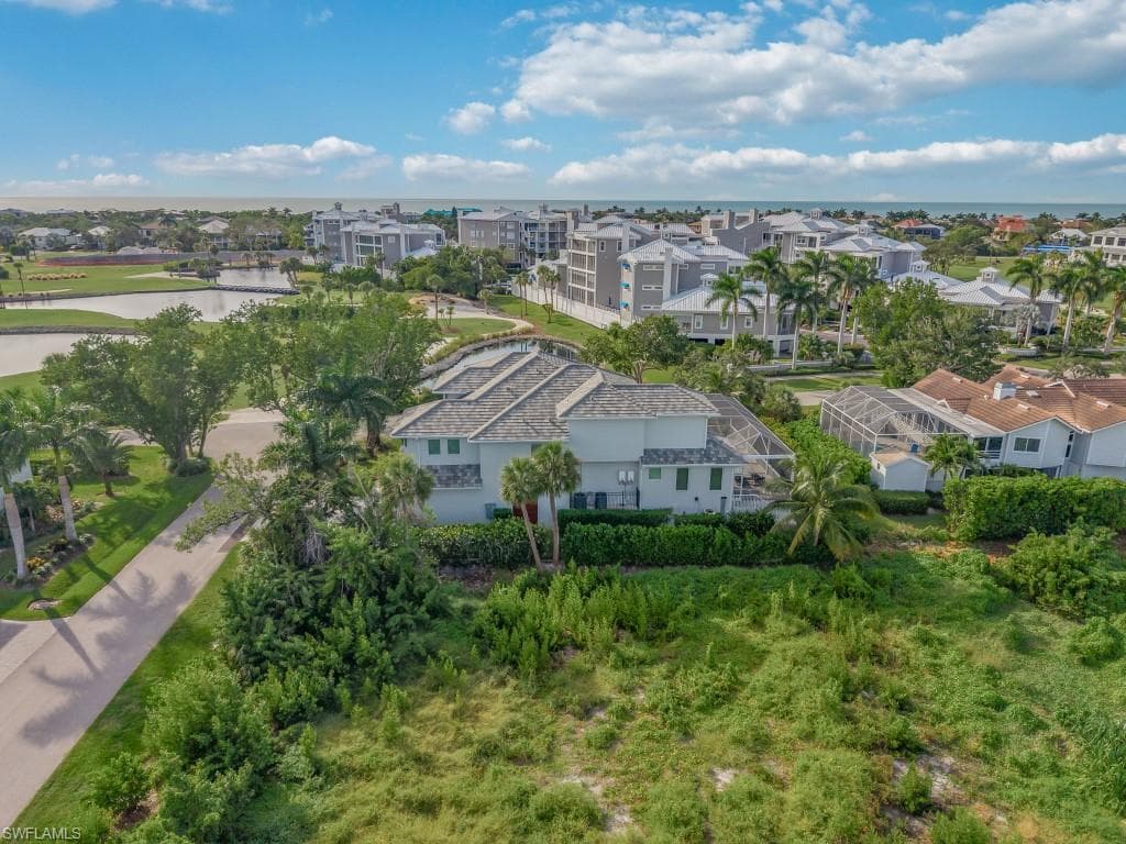 376 Beach Lily LN, MARCO ISLAND FL 34145-3