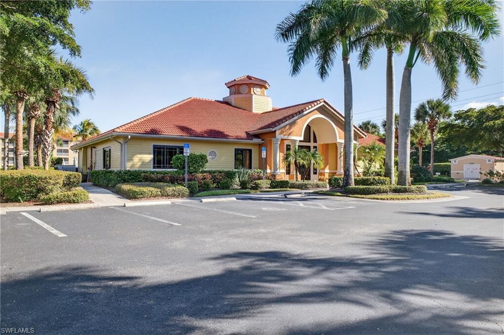 8251 Pathfinder LOOP # 621, FORT MYERS FL 33919-24
