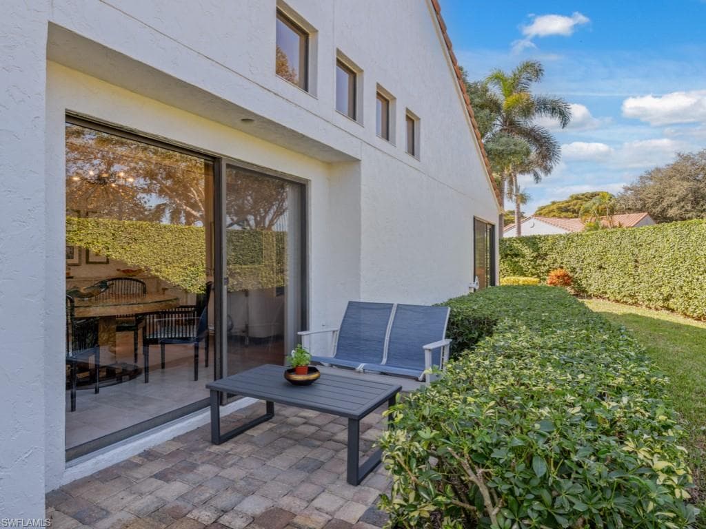 909 Reef Point CIR # 7, NAPLES FL 34108-10