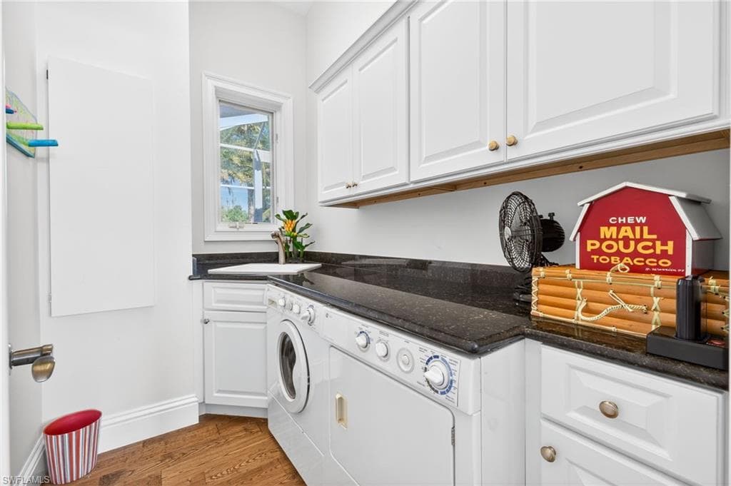 848 Angel Wing DR, SANIBEL FL 33957-26