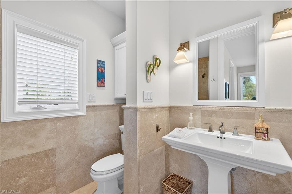 848 Angel Wing DR, SANIBEL FL 33957-43